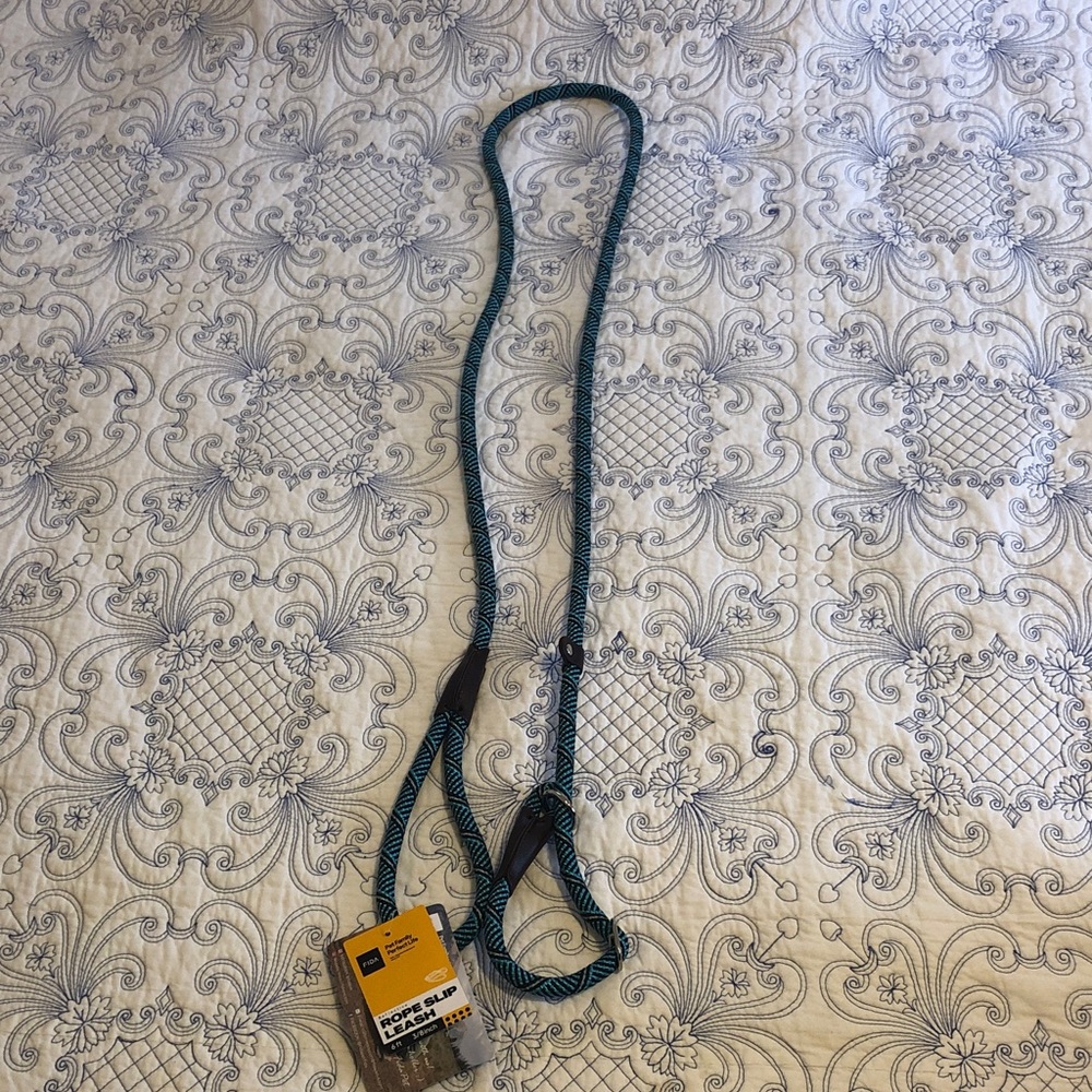 Brand New with tags. Dog Rope Slip Leash. 6ft 3/8inch